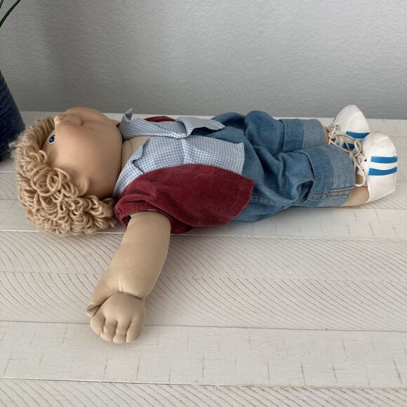 1982 VTG Cabbage Patch Kids Doll Boy Blonde Blue Eyes Dimples Jeans Vest Shoe - Picture 5 of 16